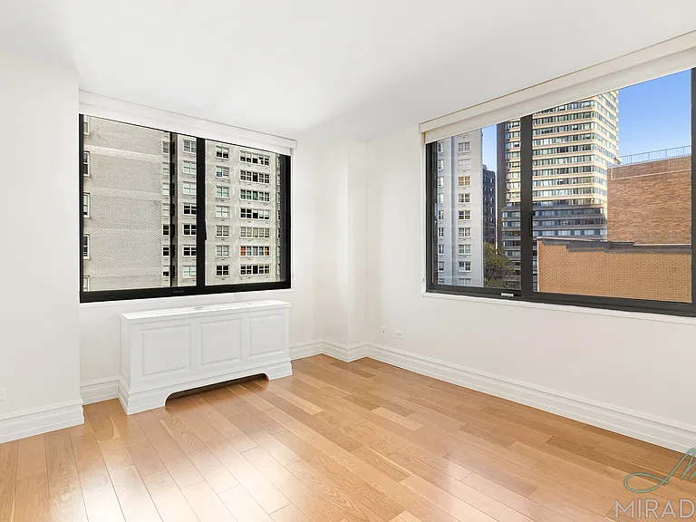 145 W 67th St #4D — Photo 17