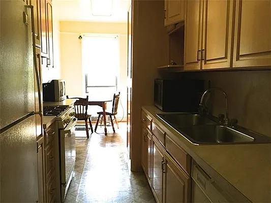 Sold by Keller Williams Realty Empire | media 31