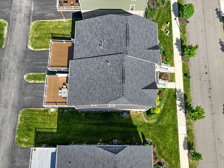 138 Seneca Pl — Photo 37