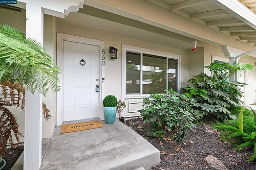 560 La Copita Ct Photo 1