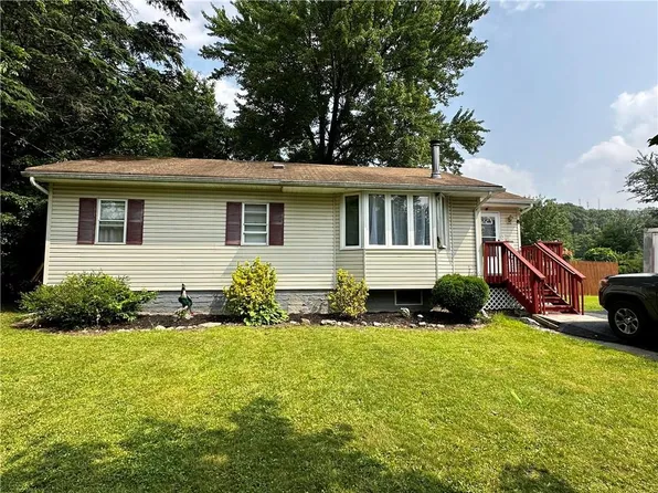 8 Linden Trail, Monroe, NY 10950