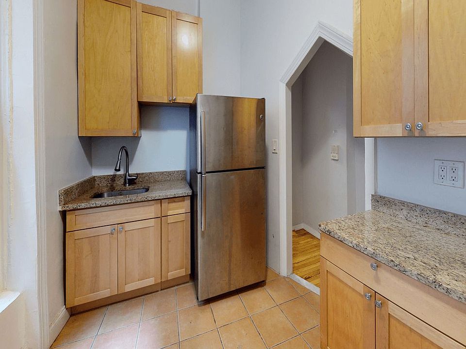1st image of 167 W 81st St #4A