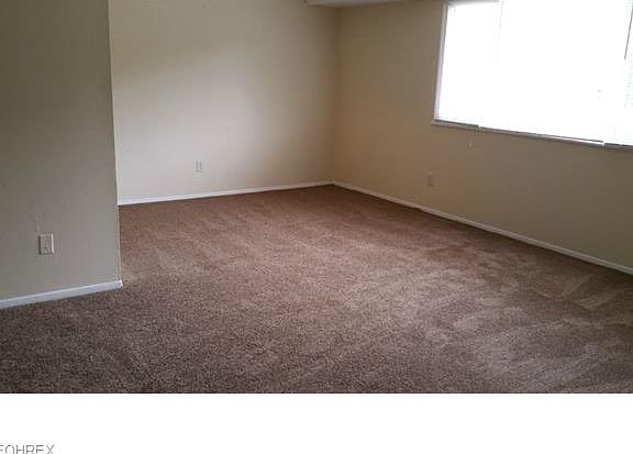 4th image of 841 Silver Meadows Blvd APT 302