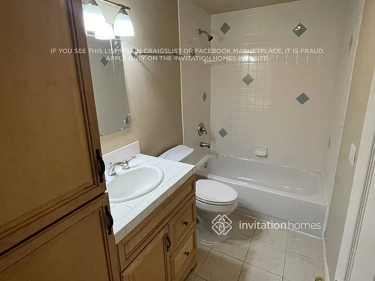 1425 63rd St SE — Photo 15
