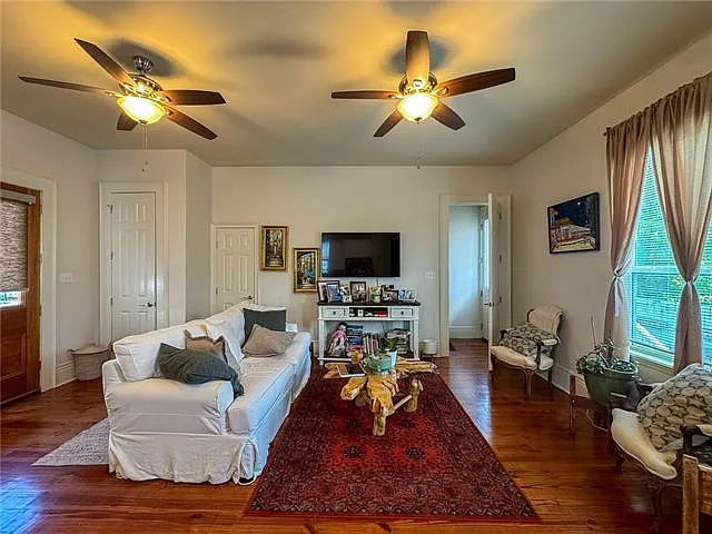 2308 N Johnson St — Photo 6