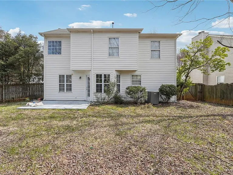 2205 Dresden Grn NW — Photo 25
