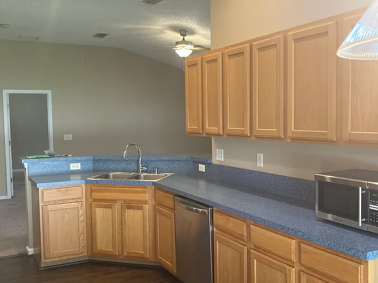 1713 S Summer Ridge Ct — Photo 9
