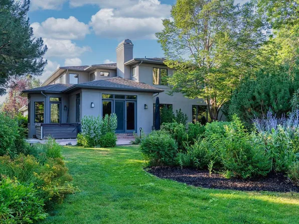7237 Spring Creek Cir, Niwot, CO 80503