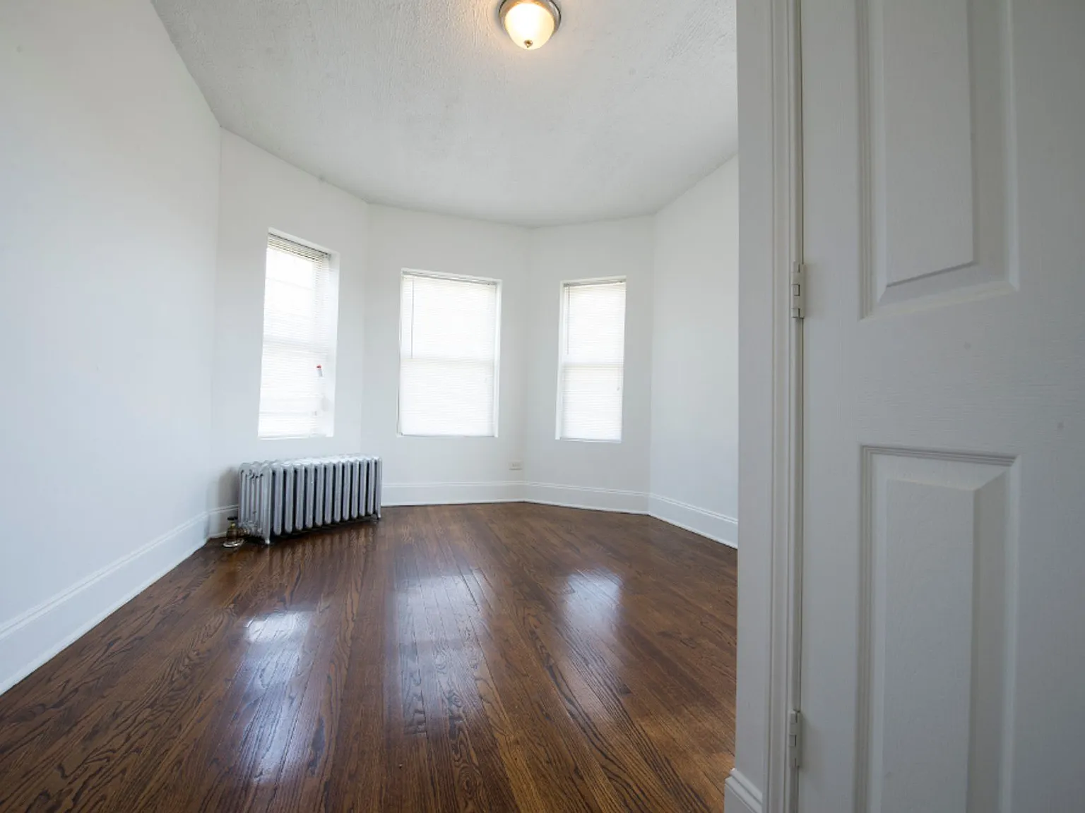 6829 S Dr Martin Luther King Jr — Photo 3