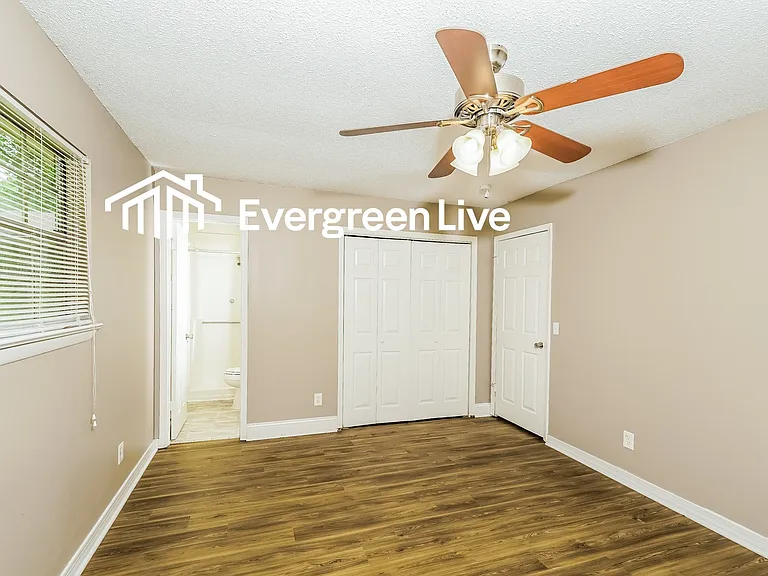 2120 Tall Oak Cir — Photo 8