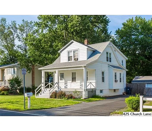 425 Church Ln photo 1