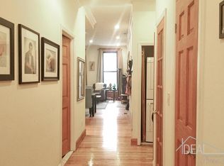 22 Saint Marks Pl, Brooklyn, NY 11217