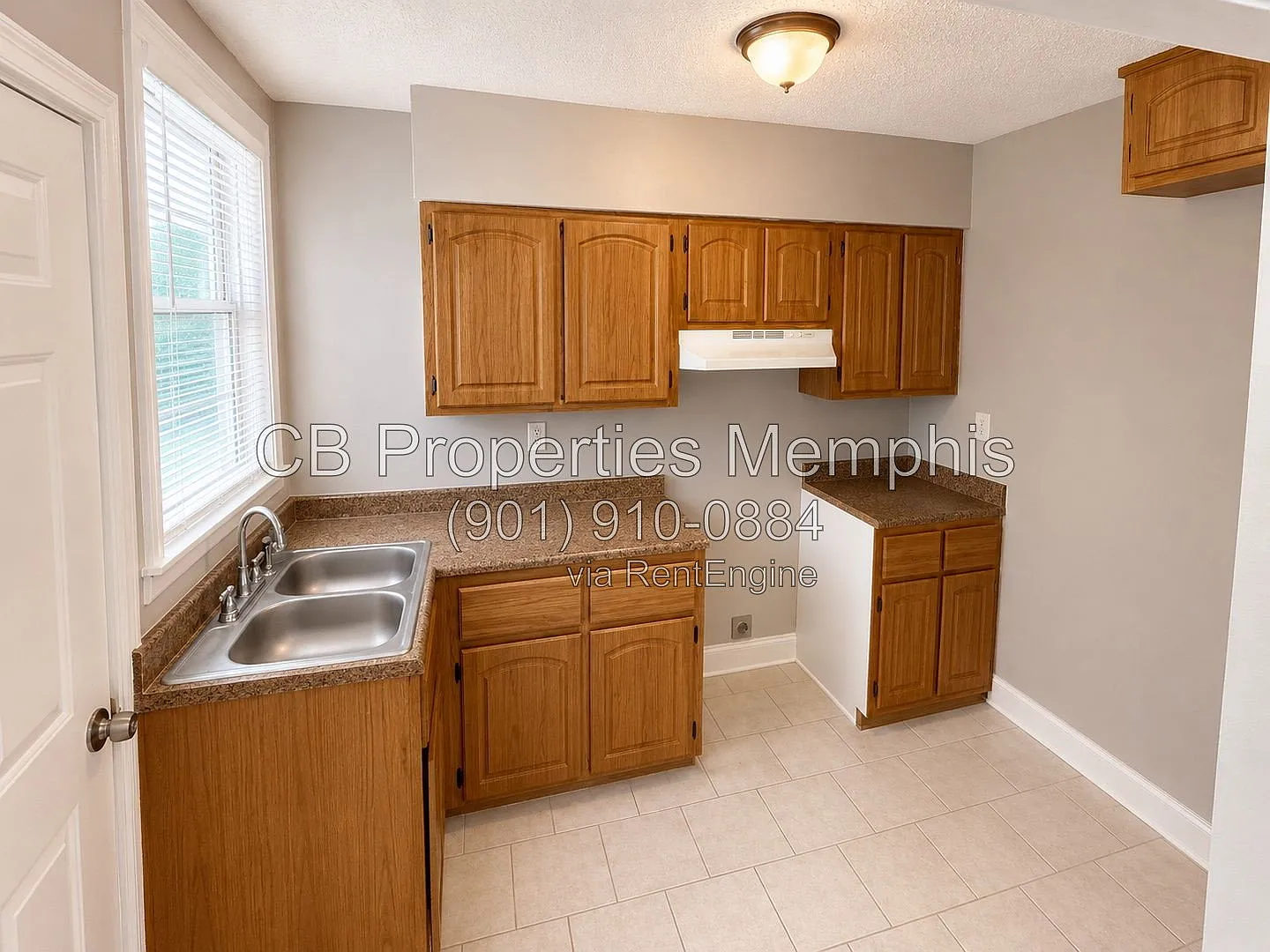 2 bed, 2.0 bath, 945 sqft, $1,050 — Photo 2