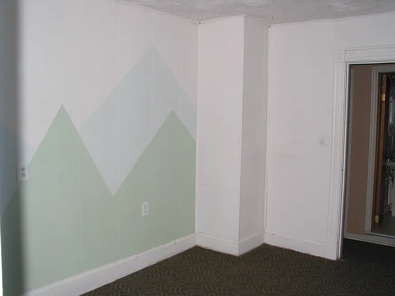 1102 W 11th Ave — Photo 17