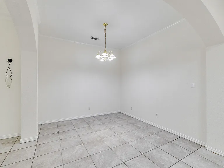 1131 Indy Ct — Photo 15