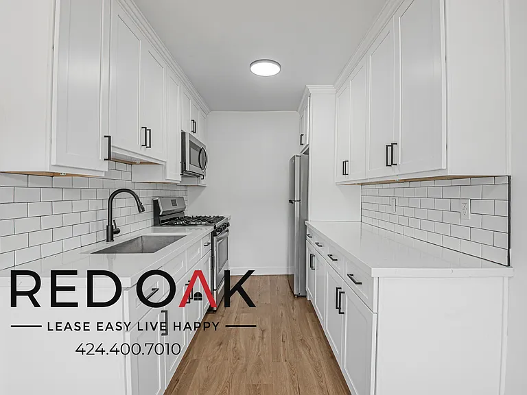 340 W 87th St #5 — Photo 13