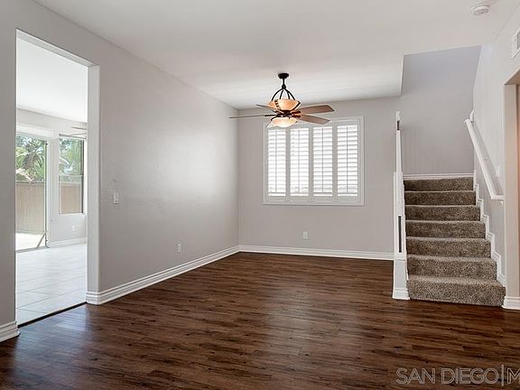 4th image of 490 Karra Ct