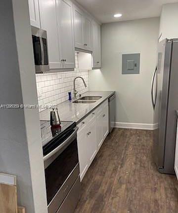 5th image of 1448 NE 28th St Unit 1