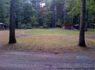 2 Giardina Rd, Saugerties, NY 12477