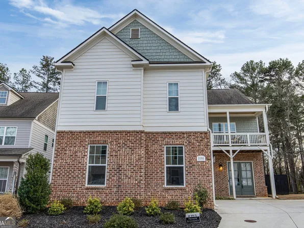 1088 Heatherland Dr NE, Marietta, GA 30066