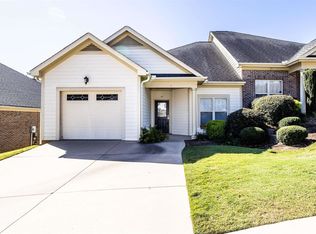 4 Shady Hollow Ln, Greer, SC 29651