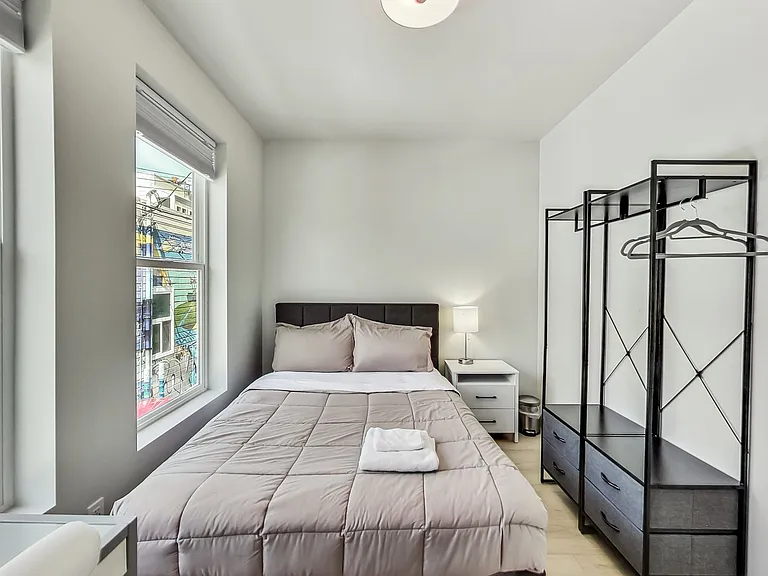 1026 Capp St — Photo 26