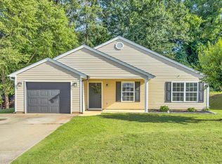 355 Bright Wick Ct, Boiling Springs, SC 29316