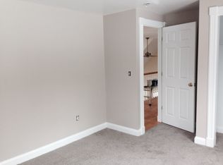 8 Nicholas Dr, Windham, ME 04062