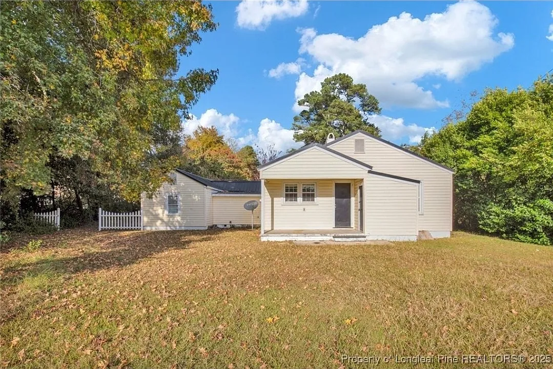 Pecan Dr, Fayetteville — Photo 3