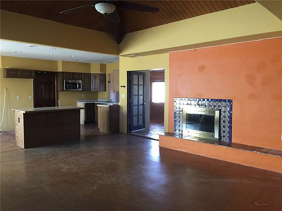 2nd image of 5418 Soledad Ln