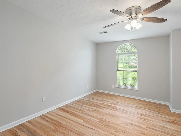 5957 Warrenpark Ln — Photo 10