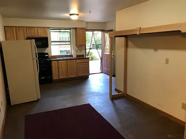 4667 SE 122nd Ave #1 — Photo 7