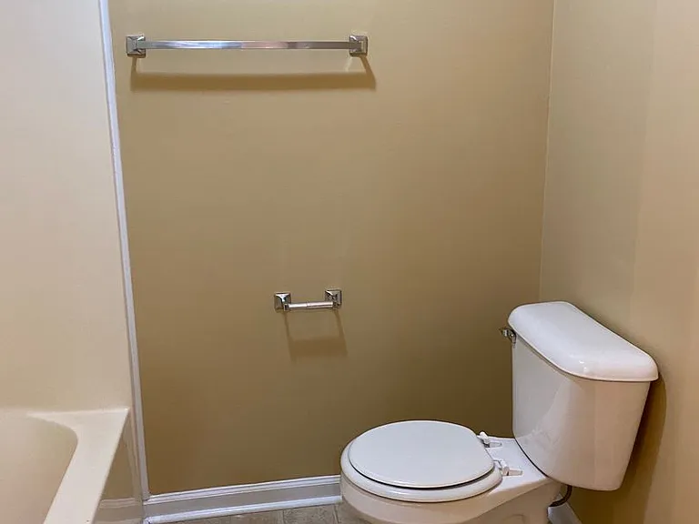 3865 Northeast Dr — Photo 11