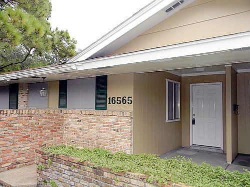 1st image of 16565 El Camino Real