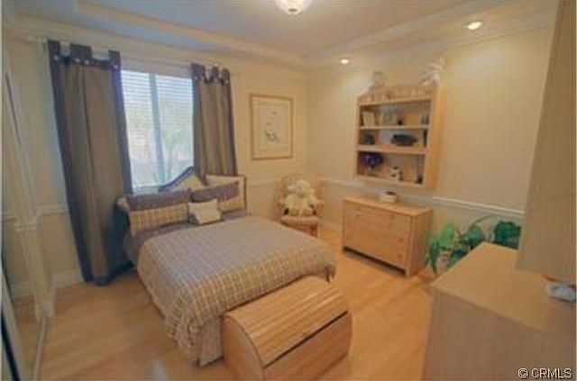1st image of 385 W Orange Heights Ln