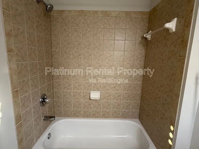 12785 Doe Dr — Photo 32
