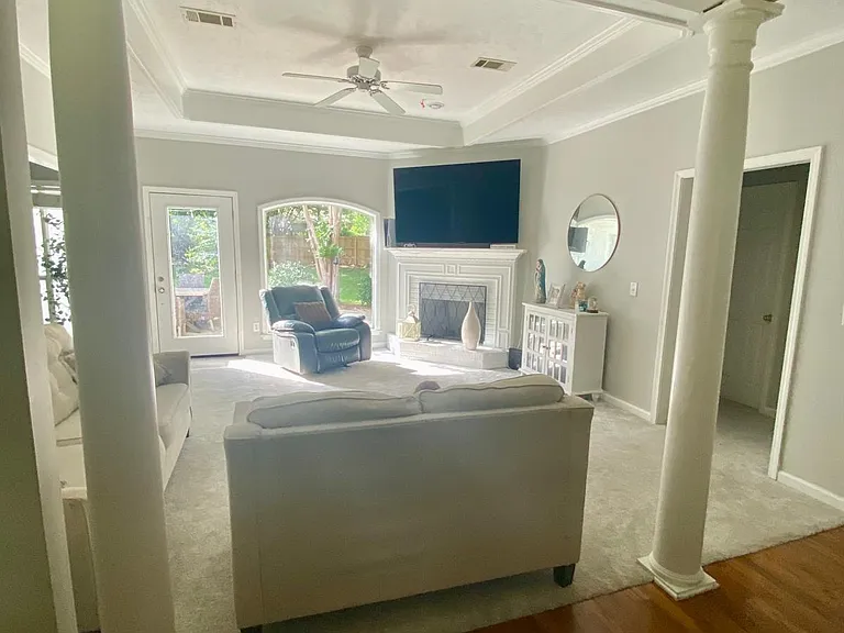 105 Vinson Cv — Photo 11