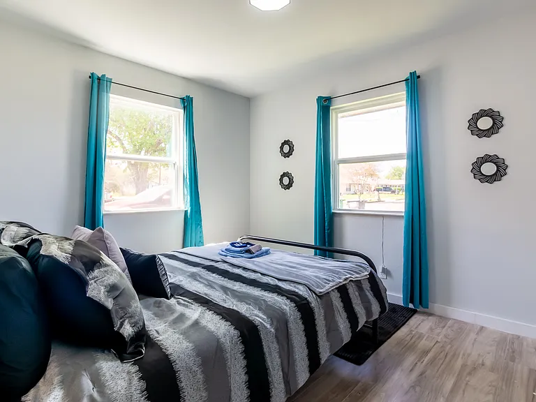 1322 Meadow Knoll Dr — Photo 13