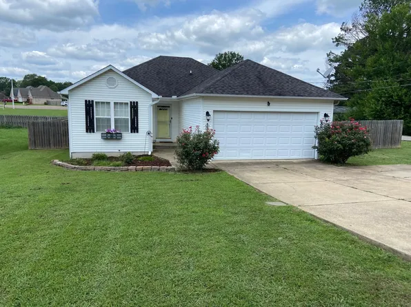 721 Mifflin Rd, Henderson, TN 38340