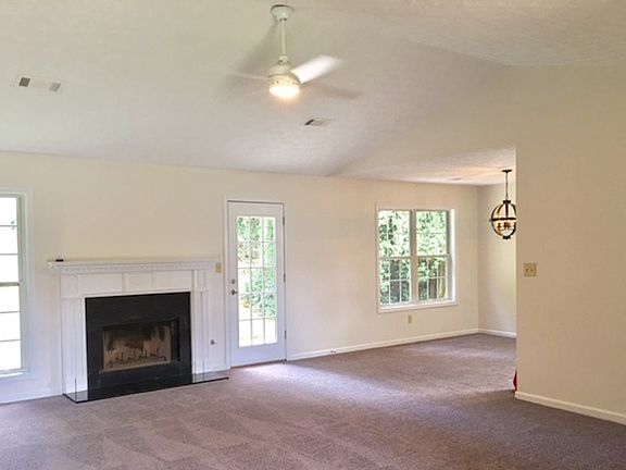 4th image of 277 Due West Dr