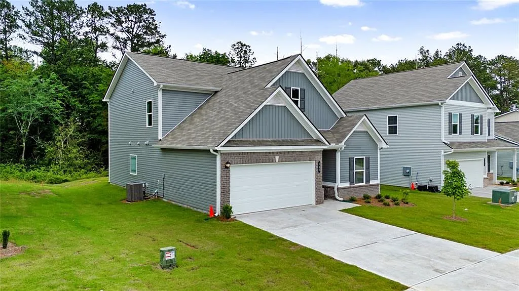 3 bed, 2.5 bath, 2231 sqft, $2,200 — Photo 2