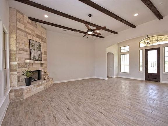 5th image of 308 Joya Dr