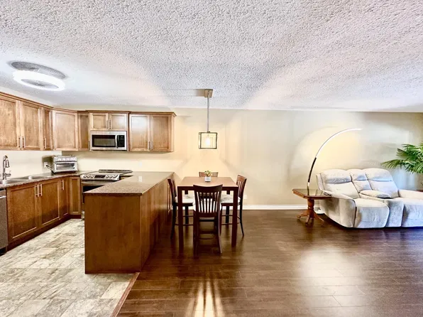 33464 George Ferguson Way #303, Abbotsford, BC V2S 2L8