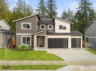 18585 Sawgrass Dr NE, Poulsbo, WA 98370
