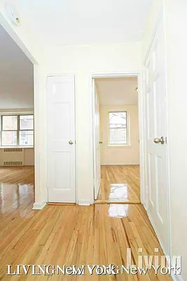 Rented by Living New York | media 10