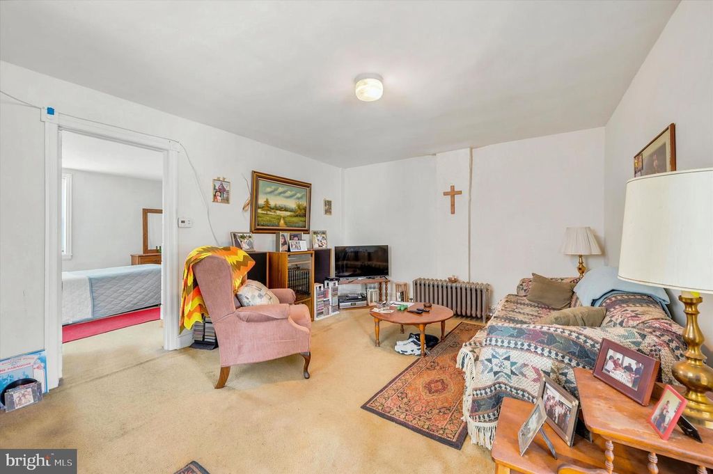 815 Tremont Ave, Norristown, PA - View 5