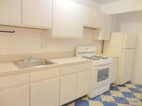 2nd image of 239 E 2nd St APT 4B