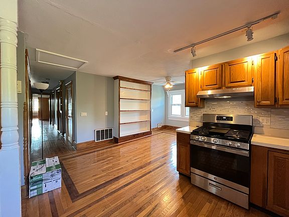 4th image of 551 Townsend Ave #3