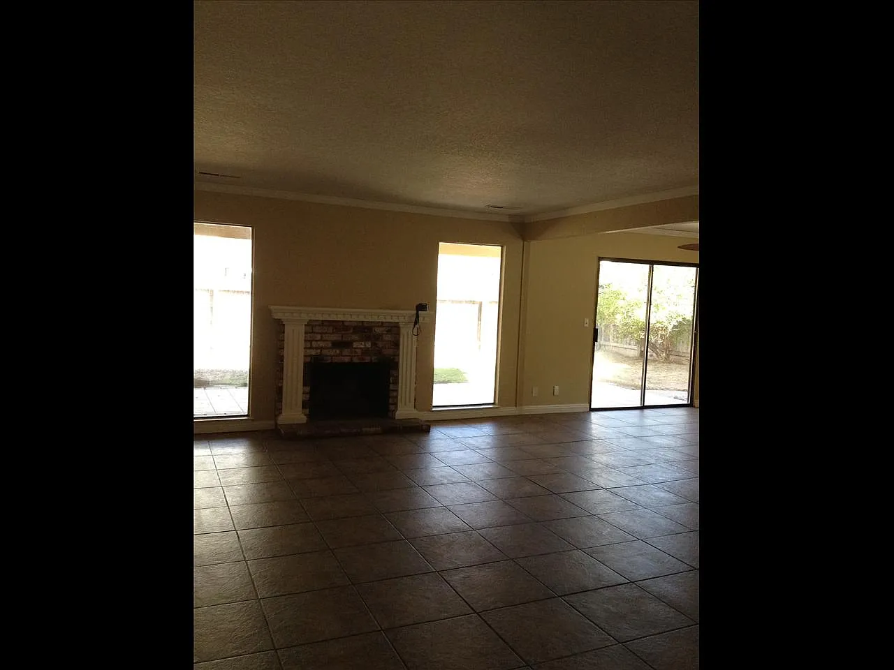 2405 Walnut Grove Way photo 1