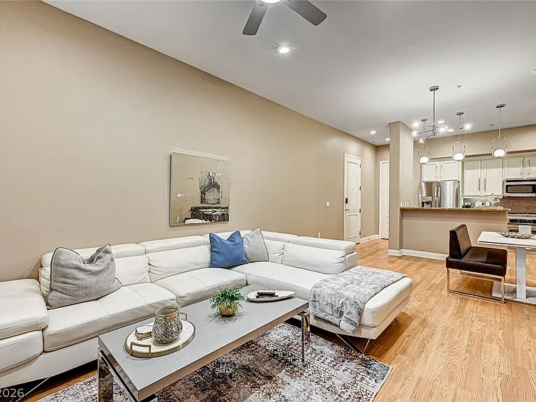 56 E Serene Ave #225 — Photo 8